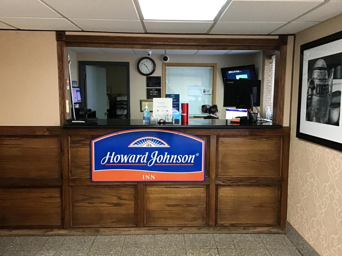 Howard Johnson By Wyndham Gillette Exterior foto